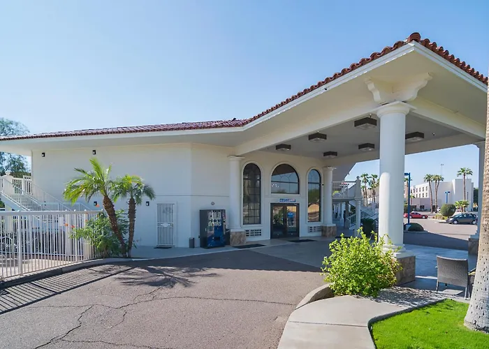 6 Chandler, Az Motel