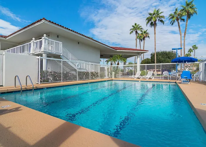 6 Chandler, Az Motel *